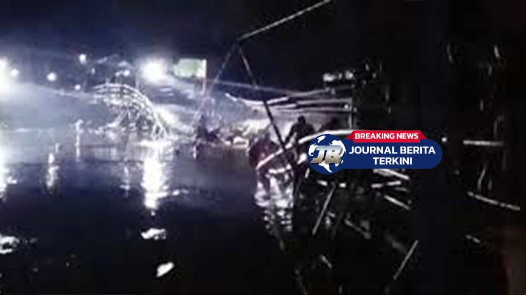 Viral Detik detik Jembatan Apung Bojongsoang Baleendah Bandung Roboh, 9 Motor Tercebur