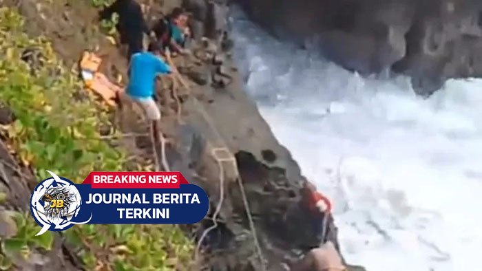 [VIDEO] 3 Wisatawan Terseret Arus Laut di Puncak Guha Garut, 1 Warga Asal Cirebon Berhasil Dievakuasi dan 2 Masih Dicari