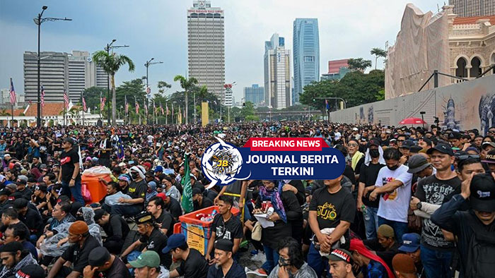 [VIDEO] Biaya Hidup Melonjak! Puluhan Ribu Warga Malaysia Turun ke Jalan Desak Pm Mundur