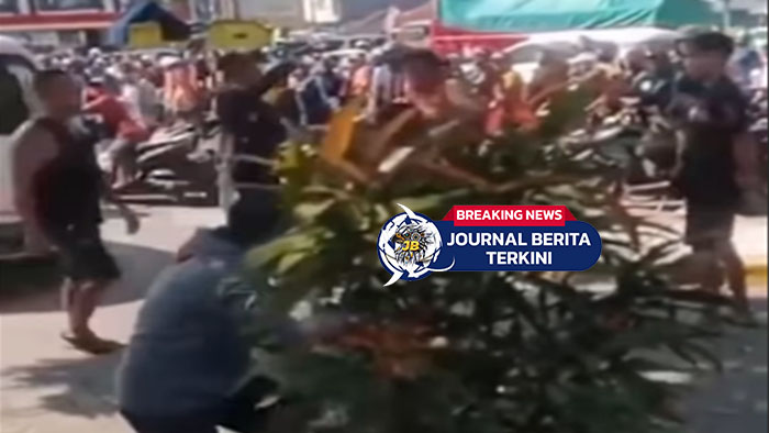 [VIDEO] Diduga Dipicu Antrean yang Mengular, Seorang Pria di Jember Mengamuk dan Memukul Warga di SPBU