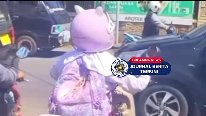 [VIDEO] Gila Sih Ortunya! Pelajar SD Terciduk Kendarai Motor Listrik di Jalan Raya