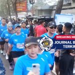 [VIDEO] Pelari Pocari Run Bandung Lintasi Jalan, Tiba-tiba Klakson Mobil Motor Terdengar Nyaring dan Keras