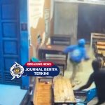 [VIDEO] Detik-Detik Sekelompok Pemuda Bersajam Serang Kafe di Kuala Tanjung