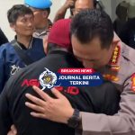 [VIDEO] Kapolri Peluk dan Minta Maaf ke Keluarga Ojol yang Tewas Dilindas Rantis