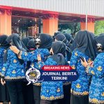 [VIDEO] Netizen: Malu-Maluin Negara! Sejumlah ASN Terciduk Main HP di Upacara 17 Agustus