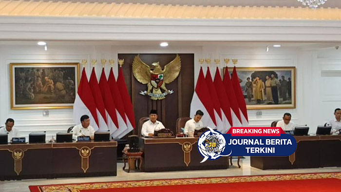 [VIDEO] Prabowo Kumpulkan Menteri di Istana, Gelar Sidang Kabinet Paripurna