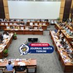 [VIDEO] Takut Terjebak Demo, Anggota Dewan Desak Rapat DPR Segera Dipercepat!