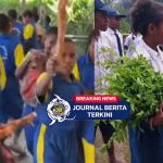 [VIDEO] Terharu! Guru di Papua Dapat Sayur dari Murid, Terima Kasih Sudah Menerima Saya