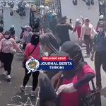 [VIDEO] Emak-Emak Lempar Sampah ke Gedung DPRD Jabar Padahal Baru Dibersihkan Ojol