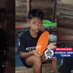 [VIDEO] Kejam! Tetangga Temukan Anak Tetangga Kelaparan, Ibunya Asik Jalan-Jalan, Anaknya Disuruh Jaga Motor