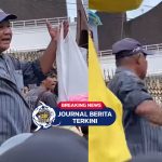 [VIDEO] Momen seorang kakek penjual tisu semangati mahasiswa yang sedang unjuk rasa