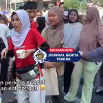 [VIDEO] Ricuh di CFD Depok! Dua Ibu-Ibu Ribut Gara-Gara Promo Nugget Rp10 Ribu