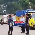 [VIDEO] Warga Tangerang Geruduk Pos Dishub Bogor! Protes Aturan Jam Operasional Truk Tambang yang Semrawut