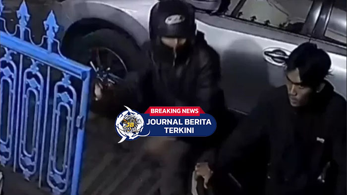 [VIDEO] Aksi Terekam Kamera! Motor Warga Raib Dicuri Dua Pelaku di Cipamokolan Riung Bandung