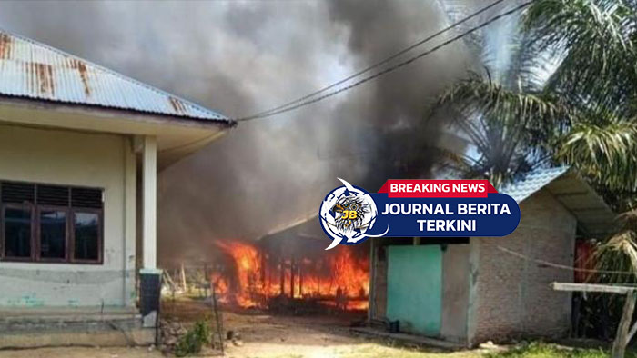 [VIDEO] Duka di Aceh Singkil! Rumah Guru Dayah Darul Istiqamah Hangus Terbakar