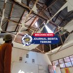 [VIDEO] Lima Siswa Terluka! Pohon Kelapa Tumbang Timpa Ruang Belajar SDN 14 Samangki