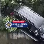 [VIDEO] Sempat Oleng! Detik-Detik Mobil Ford Akhirnya Nyemplung Sungai di Kebon Jeruk