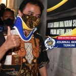[VIDEO] Studio Heboh! Roy Suryo Tiba-tiba Muncul di Tengah Siaran The Daily Buzz Saat Namanya Dibahas