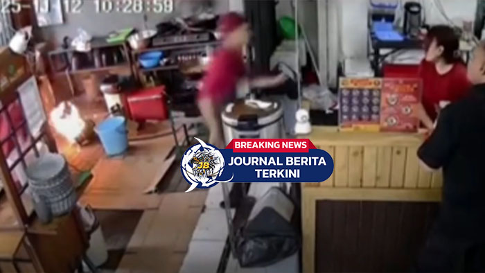 [VIDEO] Aksi Sigap! Detik-Detik Karyawan Padamkan Api dari Regulator Gas Bocor di Palmerah Utara