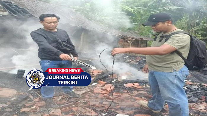 [VIDEO] Kebakaran Hebat di Grobogan, Satu Warga Ditemukan Meninggal di Dalam Rumah