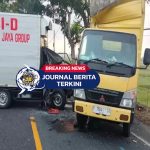 [VIDEO] Kecelakaan! Mobil Pikap dan Truk Canter di Jalan Raya