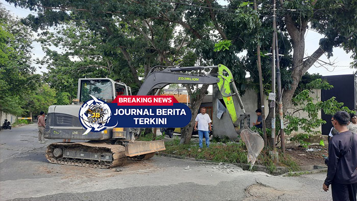 [VIDEO] Proyek Drainase Nunggak! Kontraktor Bongkar Drainase di Pekanbaru