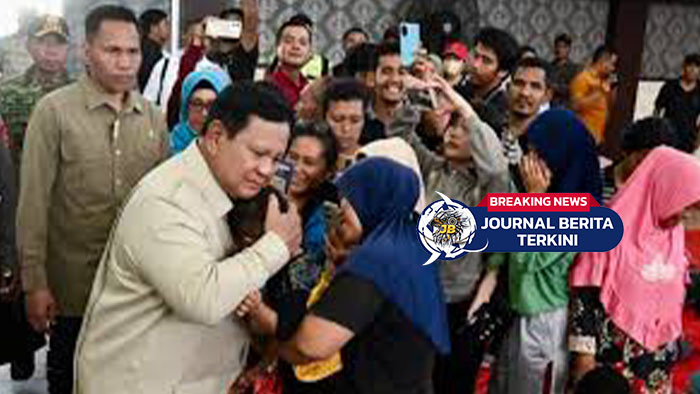 [VIDEO] Prabowo Menyapa dan Berdialog dengan Korban di Posko Pengungsian Tapteng